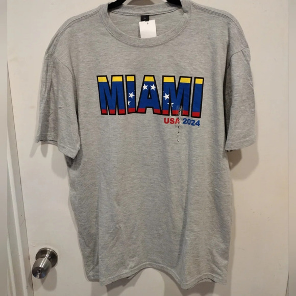 NWT Point Miami USA 2024 Venezuela Soccer Fan T-shirt Men's Sz L-Casual - Picture 1 of 6